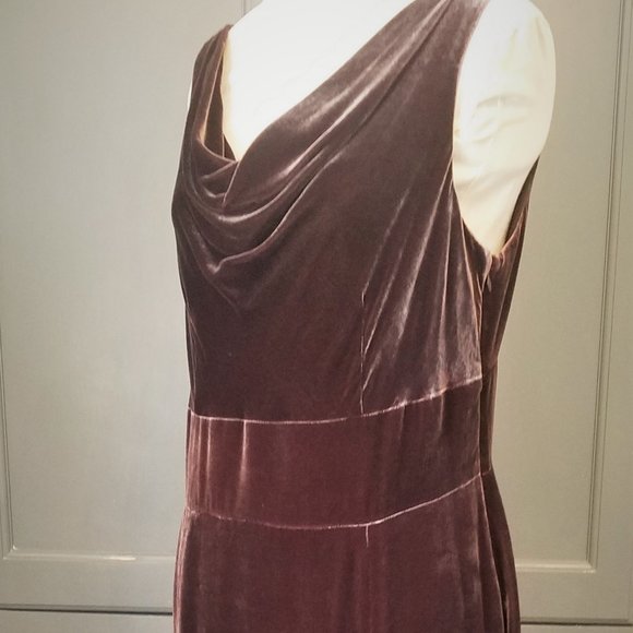 Ann Taylor Loft Velvet Dress Size 12 Never Worn! - Picture 5 of 9
